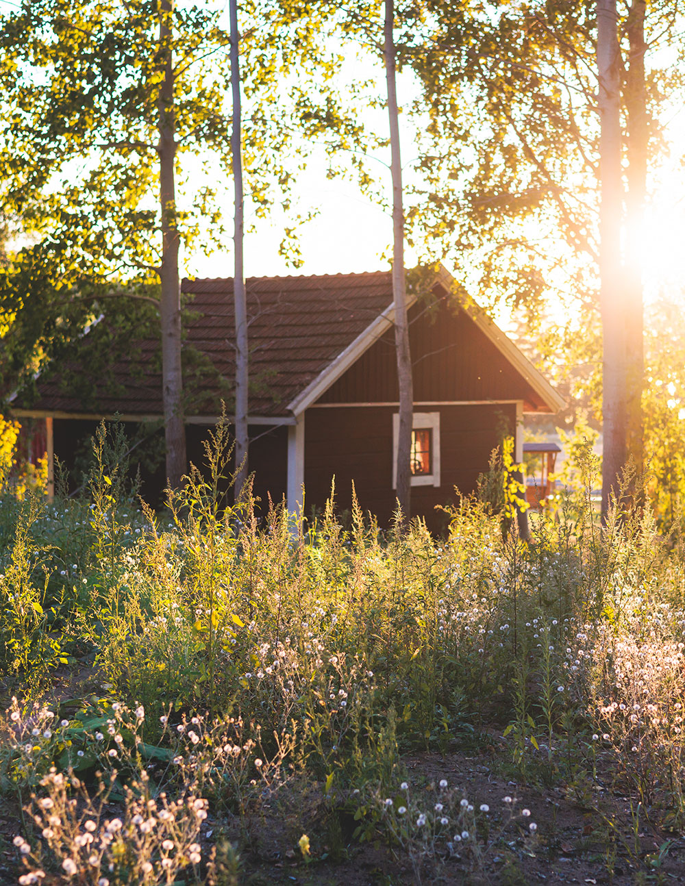 Mökkitalkkaripalvelu tuo mielenrauhaa ja varmistaa, että kaikki on kunnossa. Palvelu sopii sekä vakituiseen mökin valvontaan että yksittäisiin käynteihin.